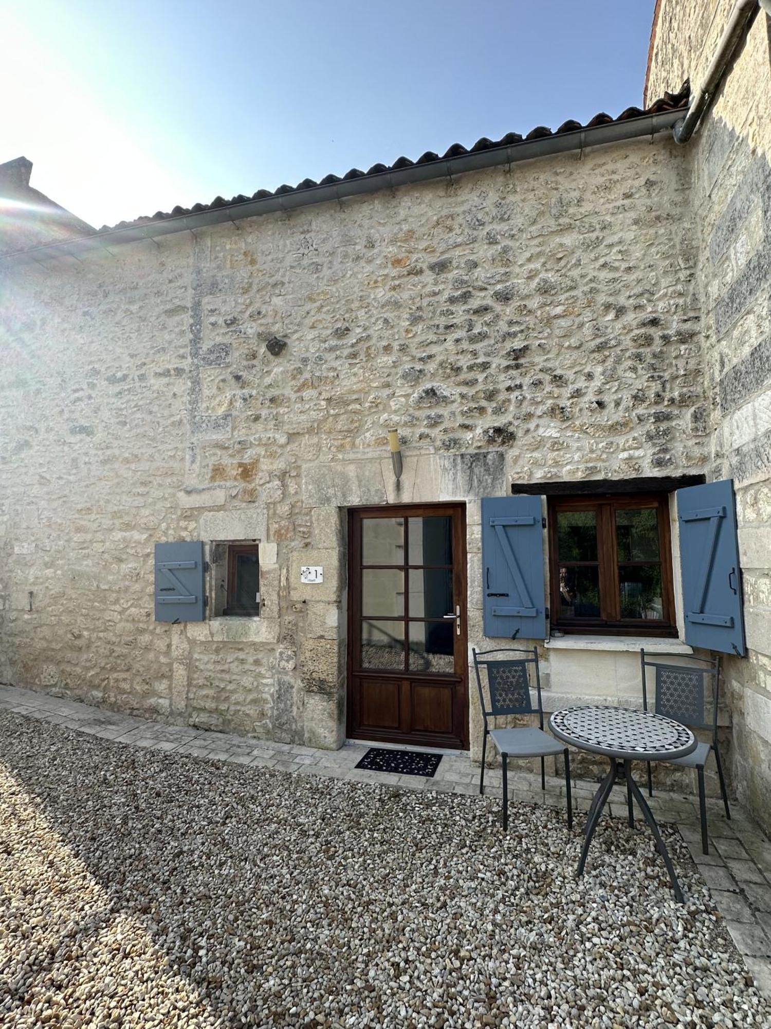 Petit Moulin De Veillard Villa Bourg-Charente Екстериор снимка