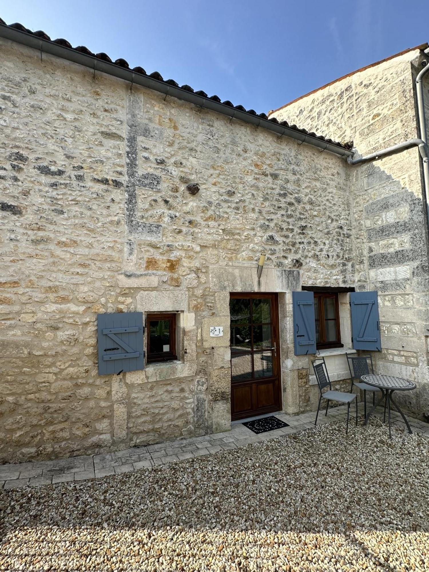 Petit Moulin De Veillard Villa Bourg-Charente Екстериор снимка