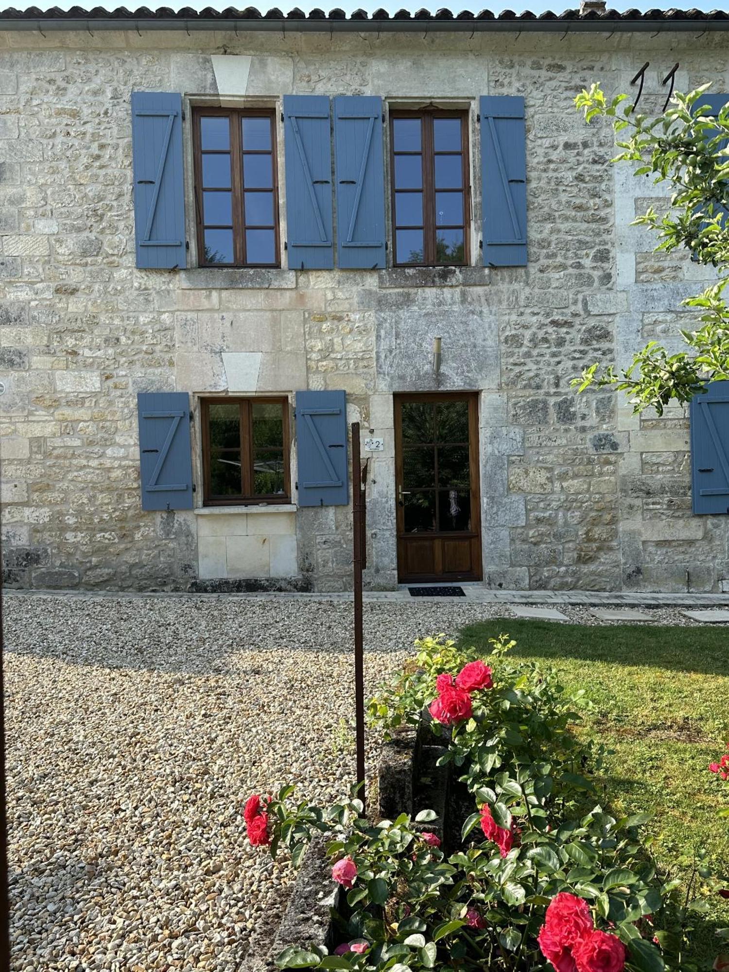 Petit Moulin De Veillard Villa Bourg-Charente Екстериор снимка