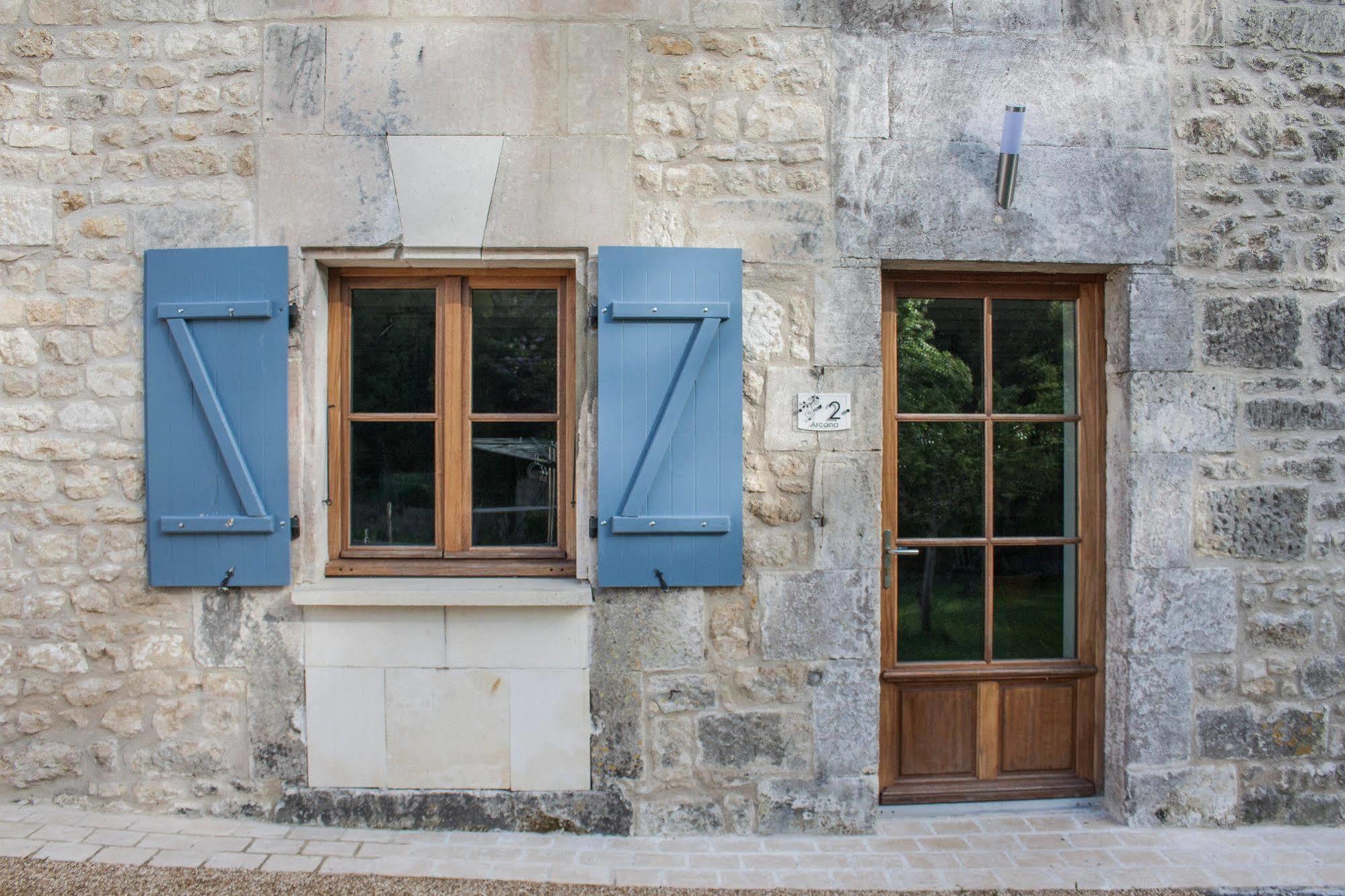 Petit Moulin De Veillard Villa Bourg-Charente Екстериор снимка